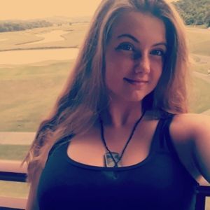 Meet your Posher, Kendra